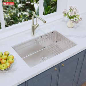 Chậu rửa bát chống xước Workstation Sink – Undermount Sink KN7044SU DekorSiphon, giá úp bát inox